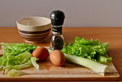 Ингредиенты для салата с сельдереем